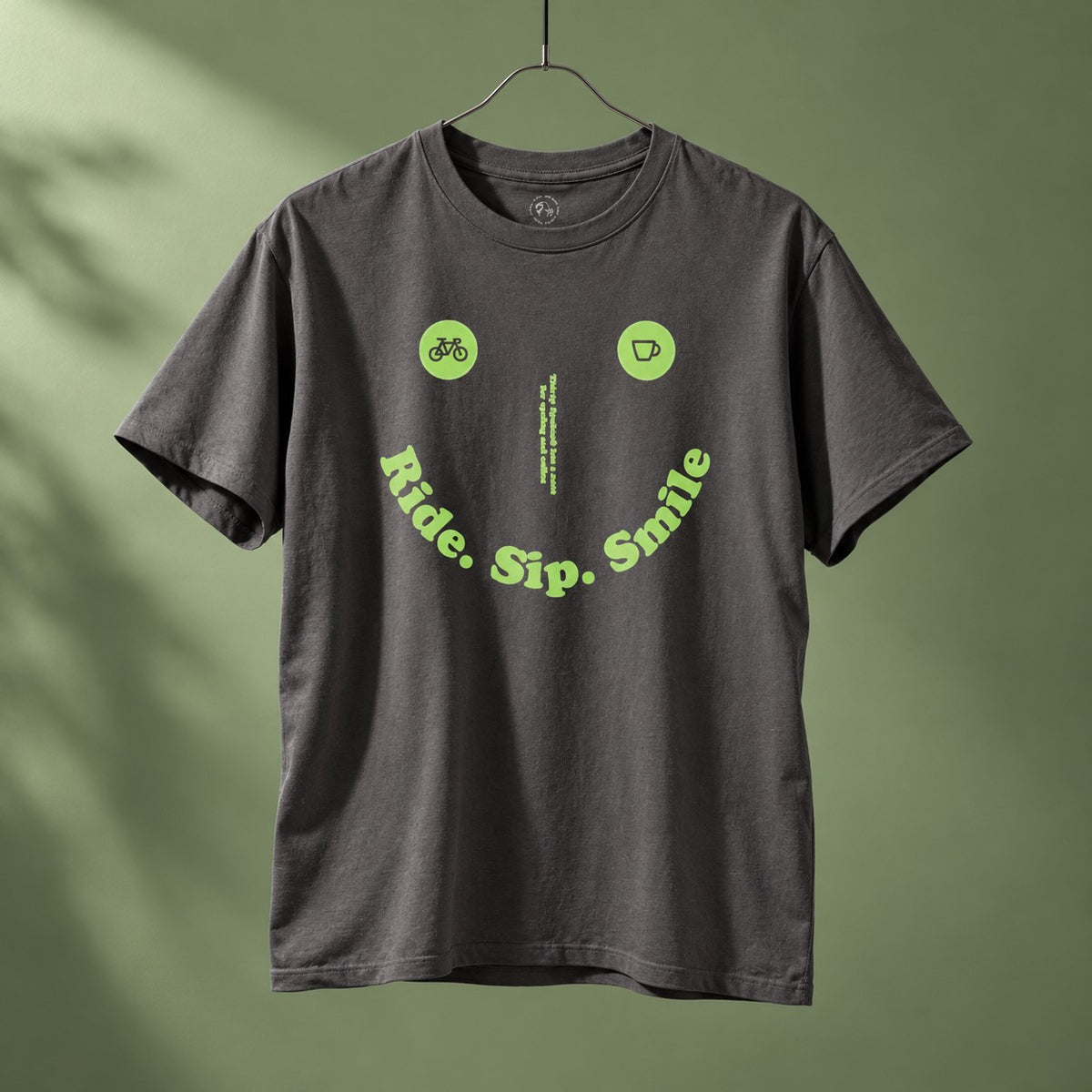 Everyone, please Smile
